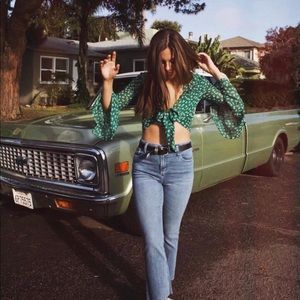 💚BRAND NEW💚 UO Green Wrap Top